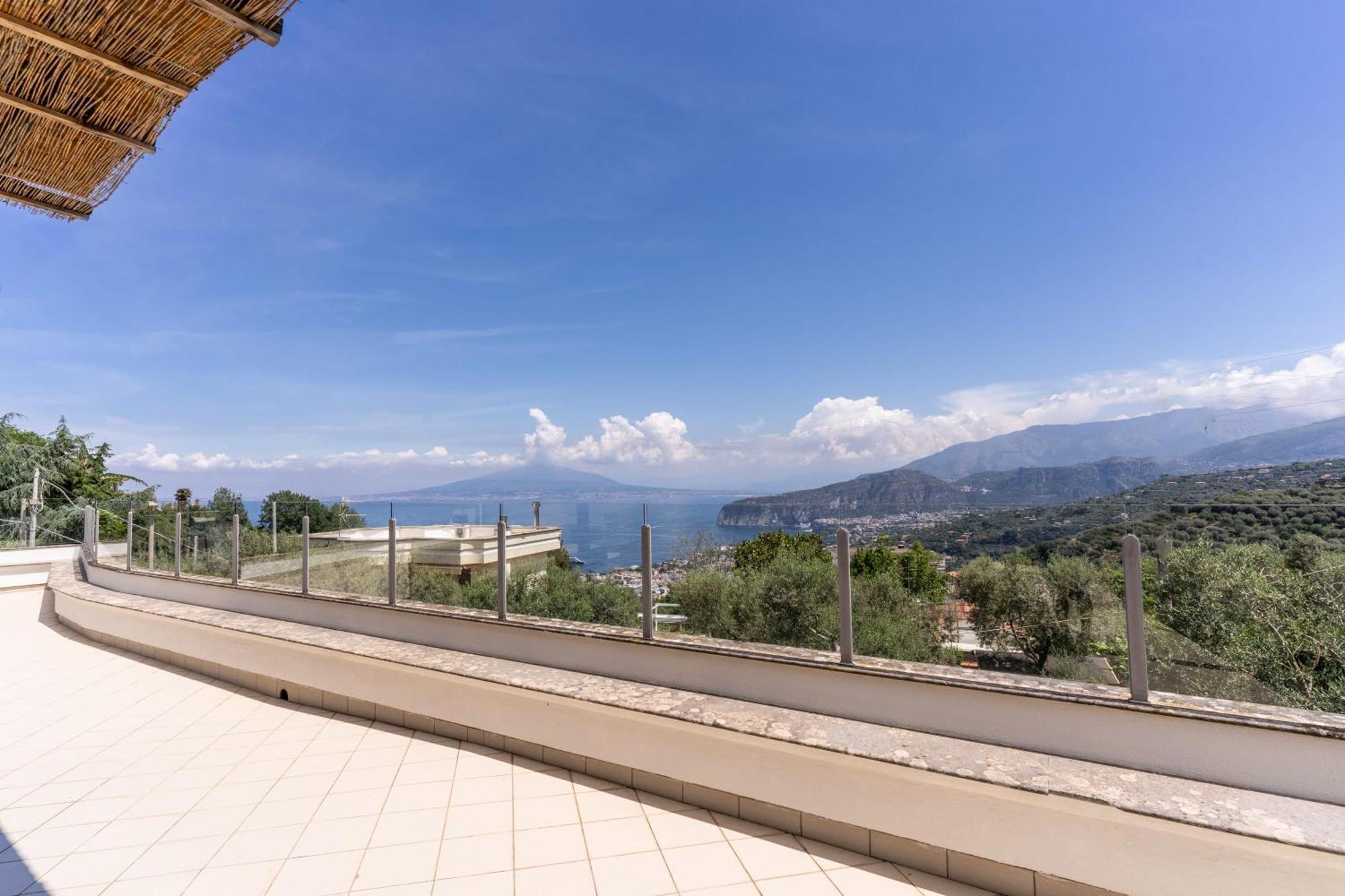 Villa Milena Modern Elegance Views And Guest Services Sorrent Exterior foto